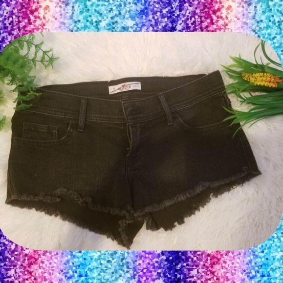 two pieces Hollister  jean shorts - Picture 6 of 7